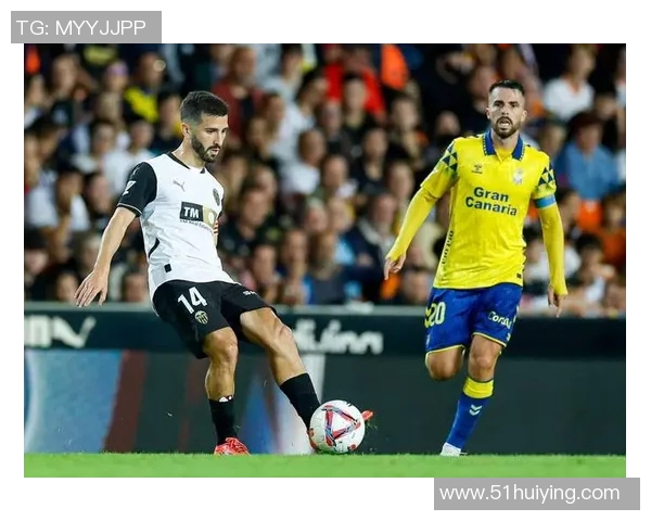 巴萨签下新秀！西班牙人青训中场加盟加强中场实力