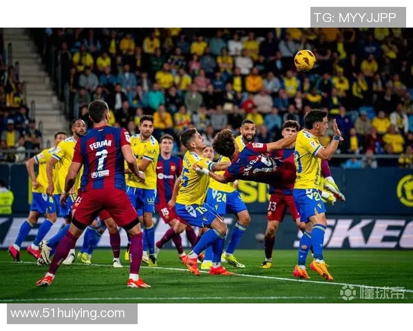 比达尔关键进球助巴萨客场战平皇家贝蒂斯,积分攀升至西甲第四 比达尔关键进球助巴萨客场战平皇家贝蒂斯,积分攀升至西甲第四