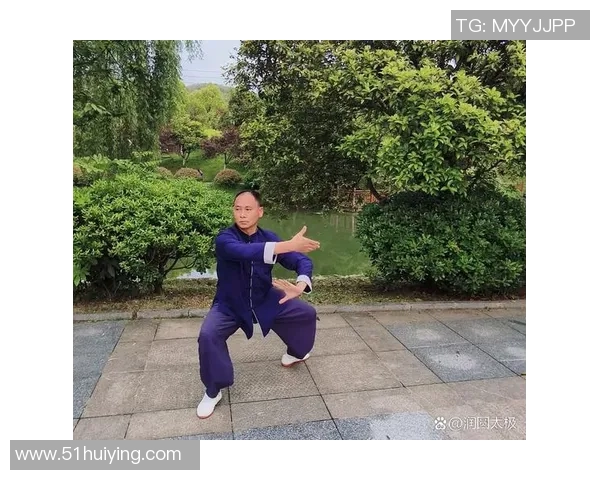 传统杨氏太极拳的哲学内涵与现代健身价值探讨 传统杨氏太极拳的哲学内涵与现代健身价值探讨