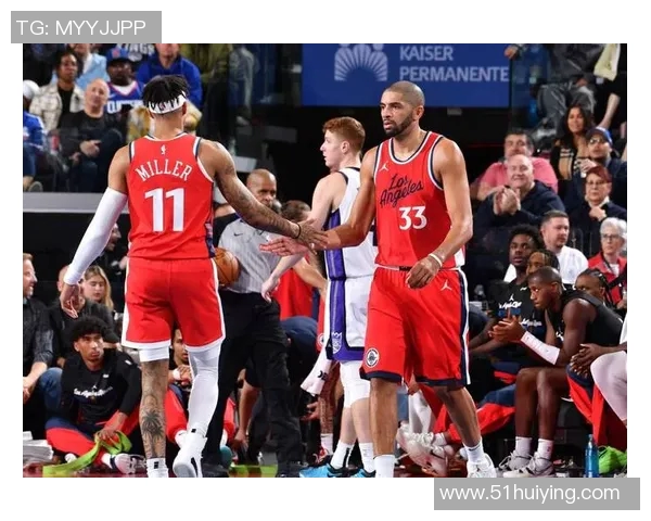 快船队实力展现,成功晋级西部决赛 快船队实力展现,成功晋级西部决赛