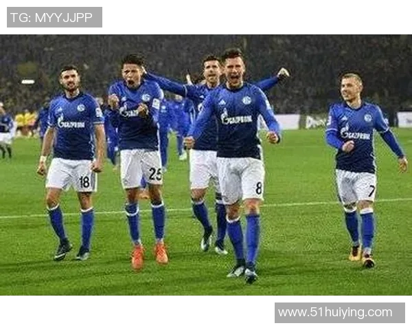 沙尔克04客场大胜科隆，取得关键三分神奇逆袭助欧战席位